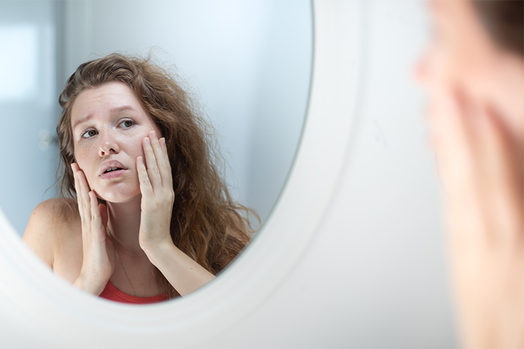 Be Careful About Skin Dryness During Seasonal Transitions