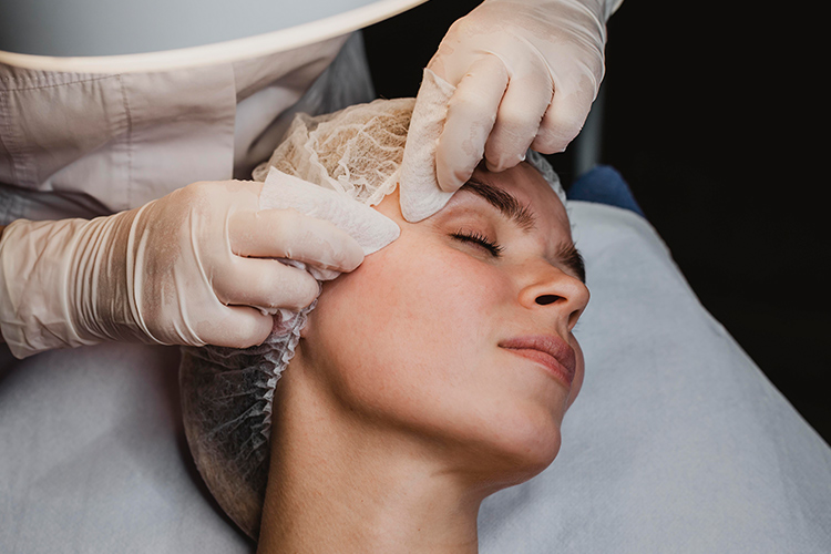 Gözenek Tedavisi Nedir? Tedavi Çeşitleri Nelerdir?