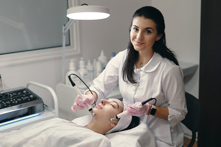 What is Medical Aesthetics? Who is it Suitable for? What are its Benefits?