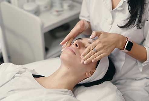 What is Non-Surgical Aesthetics and What are Its Types?